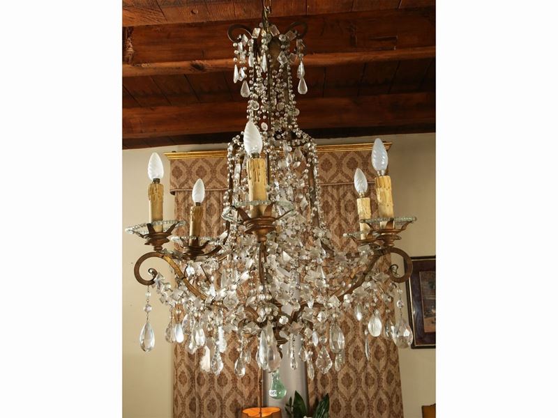 Lampadario in Metallo Dorato e Vetro
