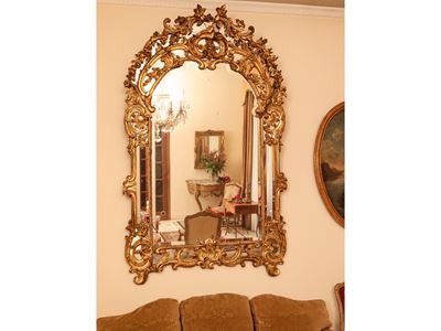 Grande Specchiera con Cornice in Legno Intagliato e Dorato