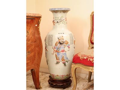 Grande Vaso a Balaustro in Porcellana