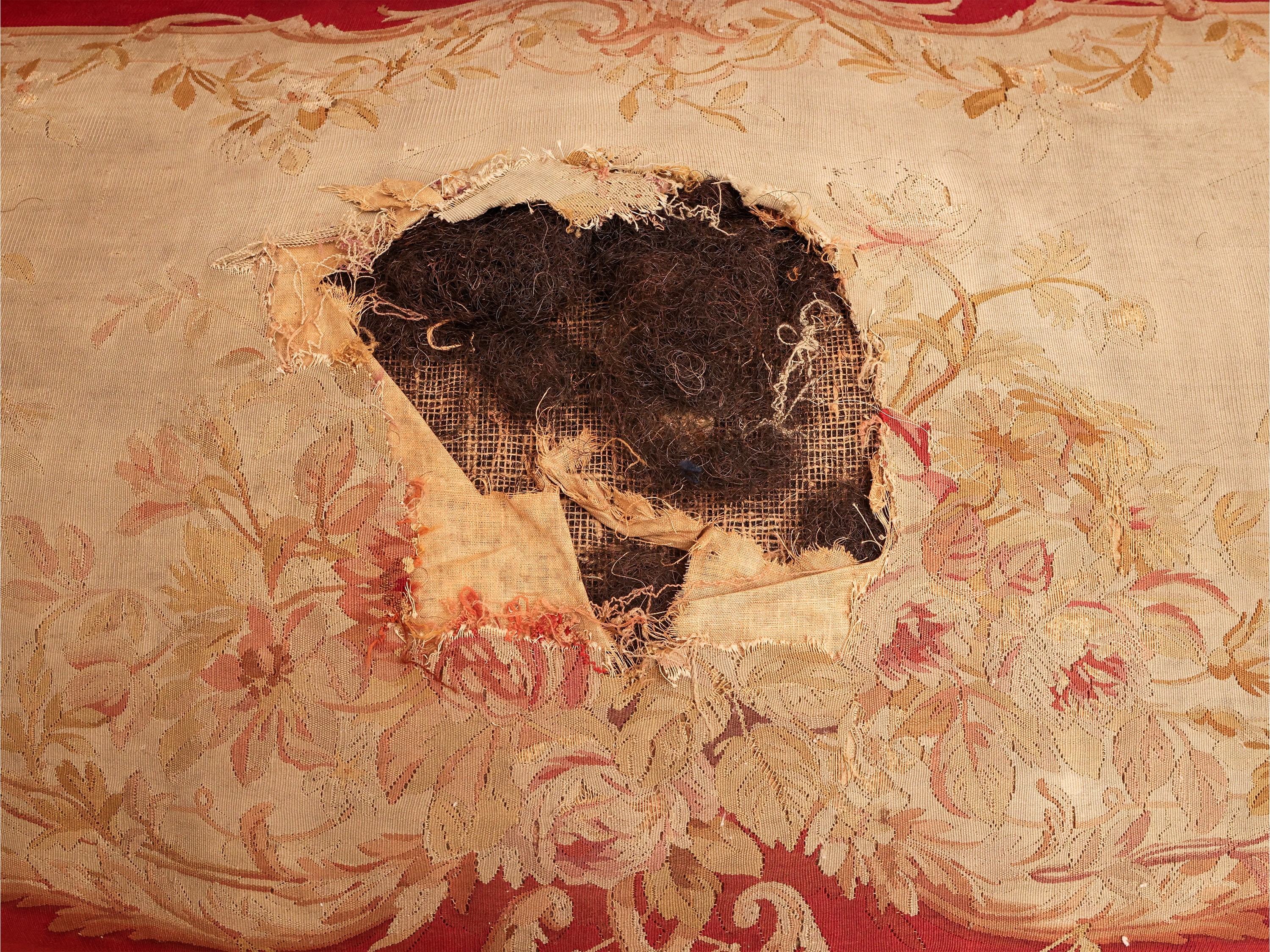 Divanetto in Legno Laccato e Dorato