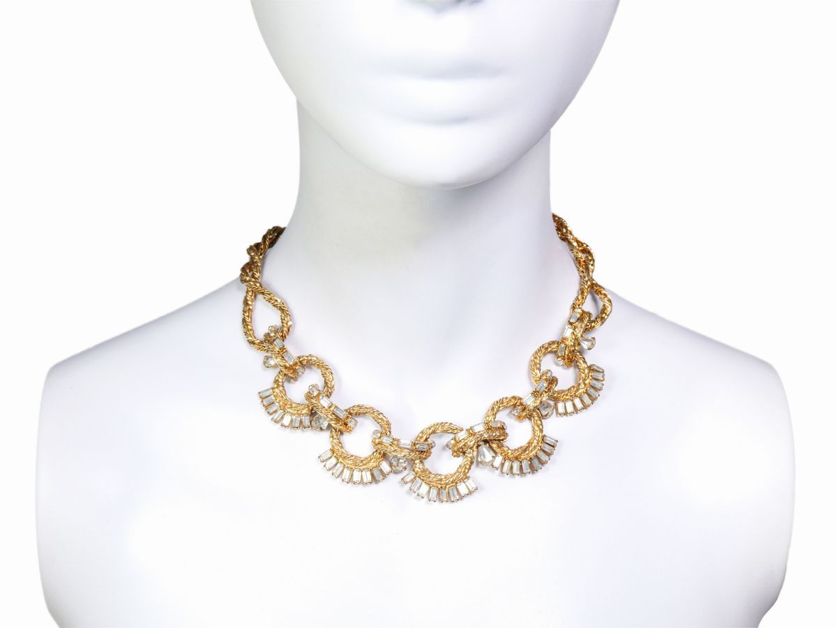 Collana in Metallo Dorato e Cristalli, Hattie Carnegie