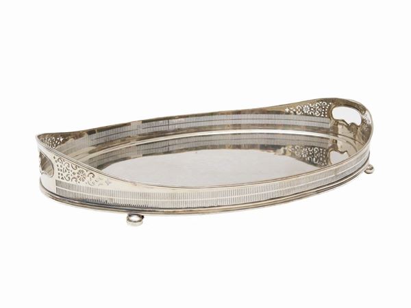 Oval glove box in silver metal