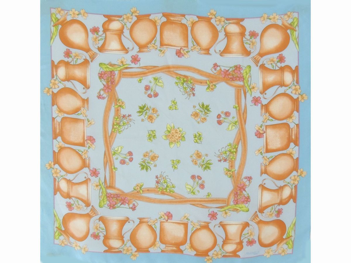 Lotto di Foulard, Marinella Napoli