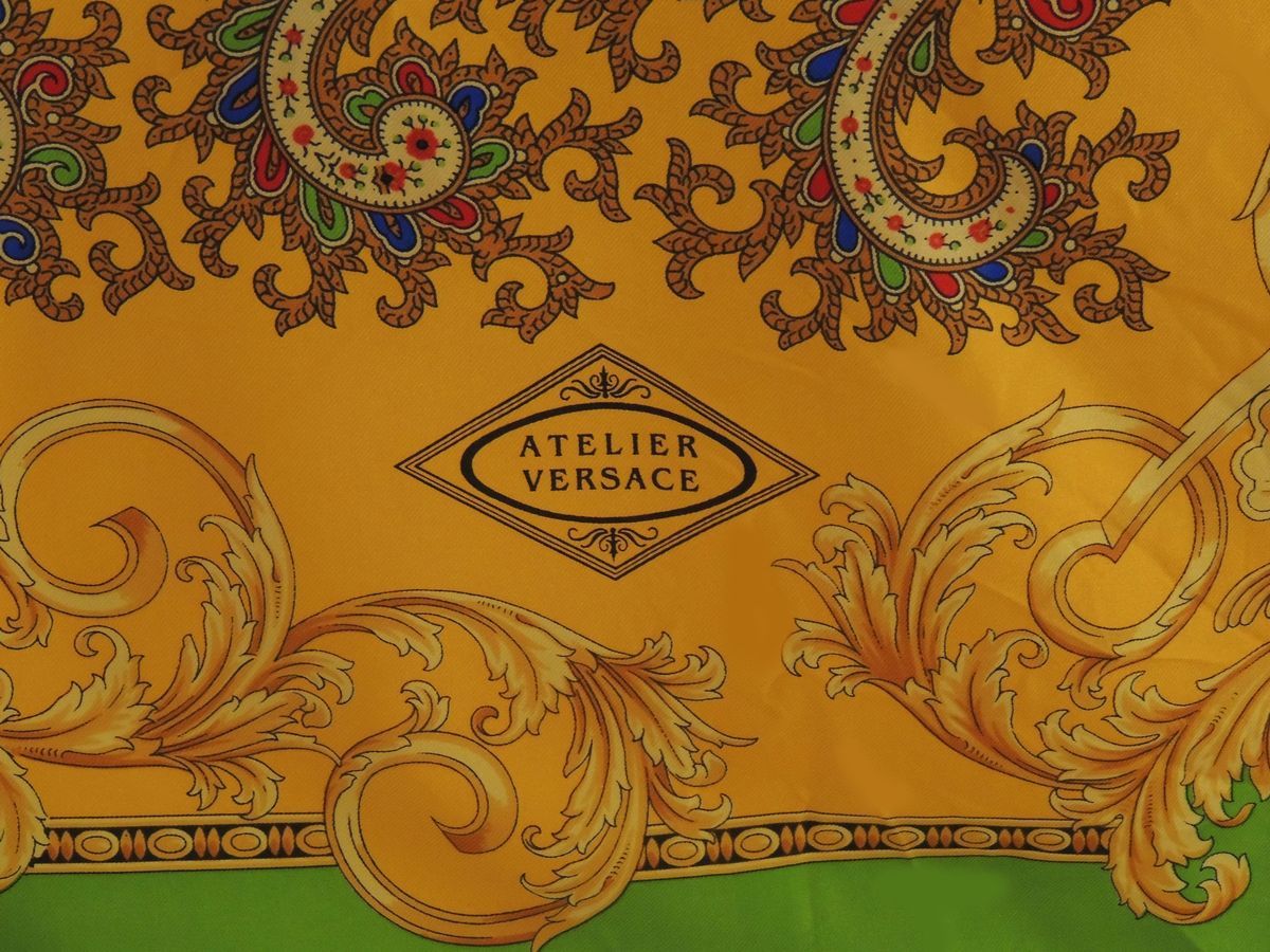 Foulard, Atelier Versace