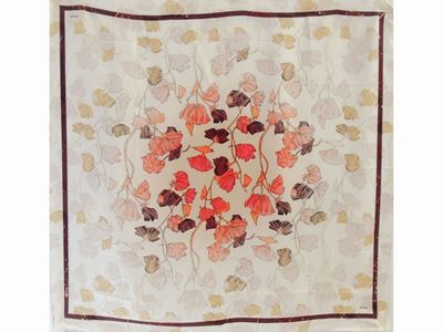 Foulard, Prada