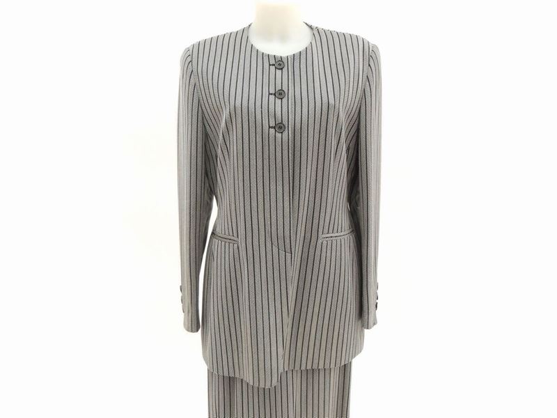 Tailleur, Escada