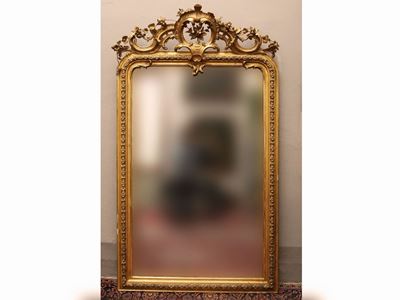 Grande Specchiera in Legno e Pastiglia Dorata