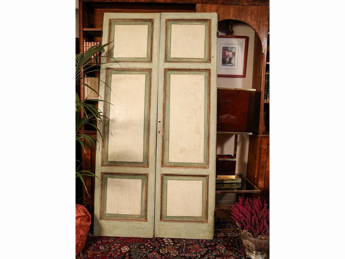 Porta D'epoca a Due Ante in Legno Laccato