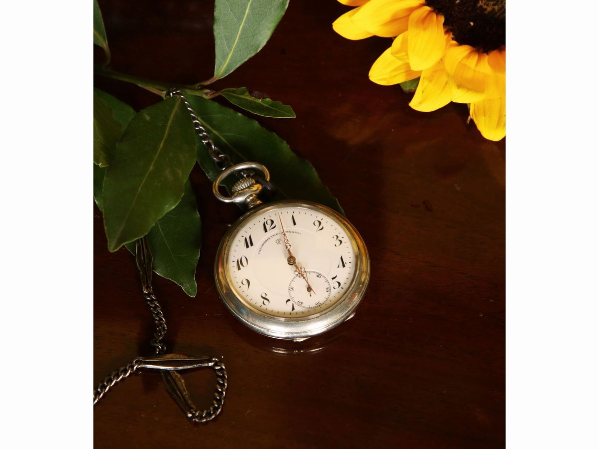 Teca Portaorologio in Noce con Orologio da Tasca