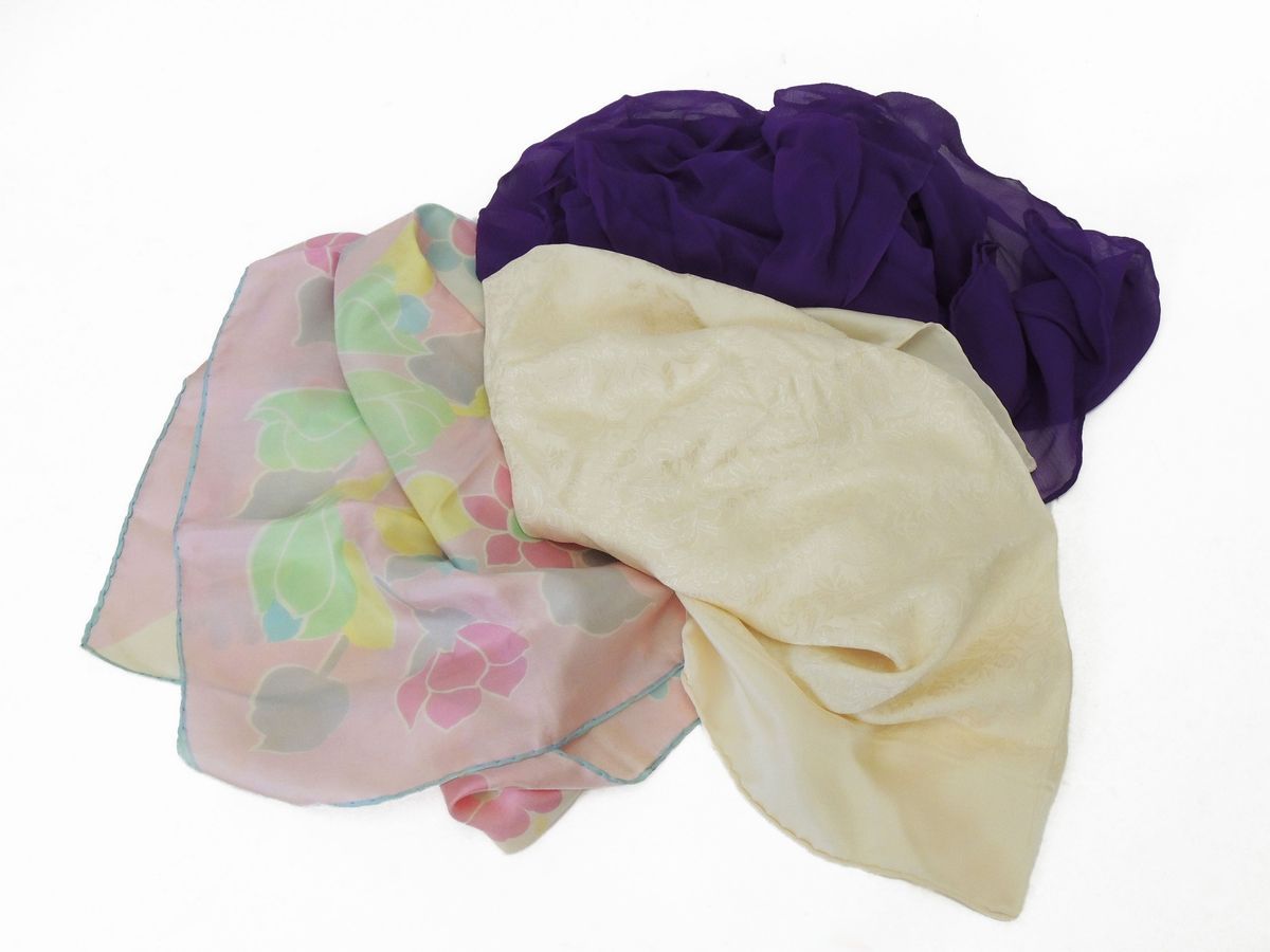 Lotto di Foulard e Sciarpe