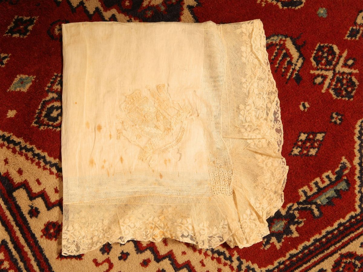 Antico Fazzoletto in Bisso di Seta