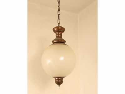 Lanterna a Sfera in Metallo e Vetro Opaline Bianco