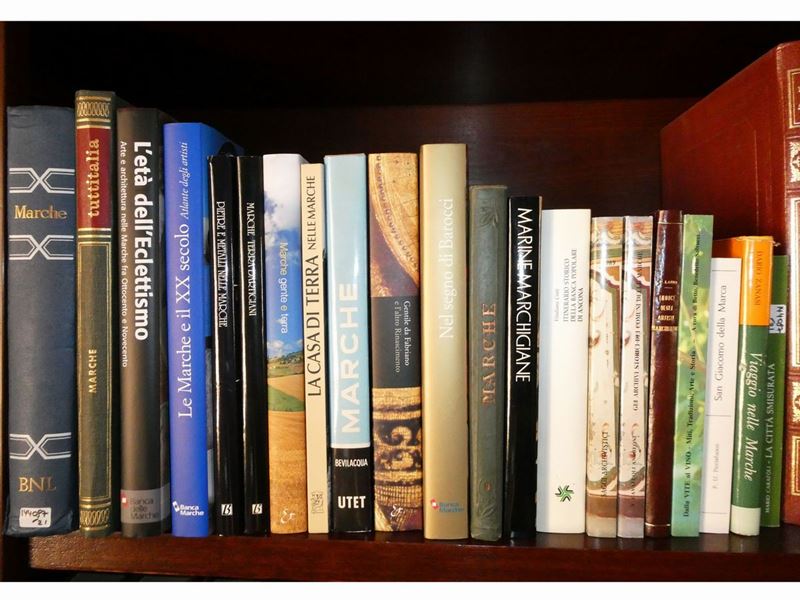Miscellanea di Libri sulle Marche