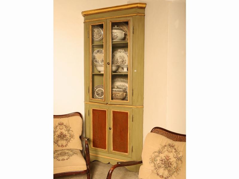 Angoliera in Legno Tenero Laccato
