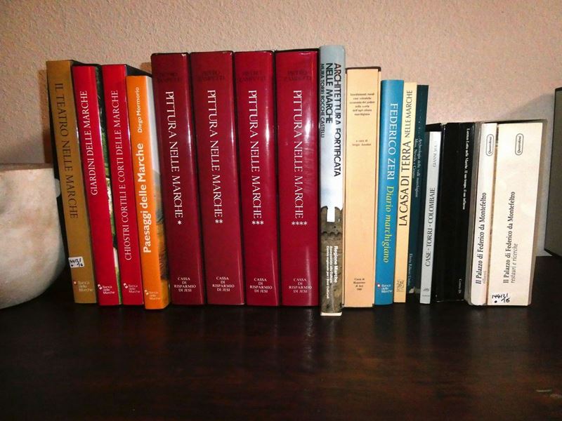 Miscellanea di Libri sulle Marche