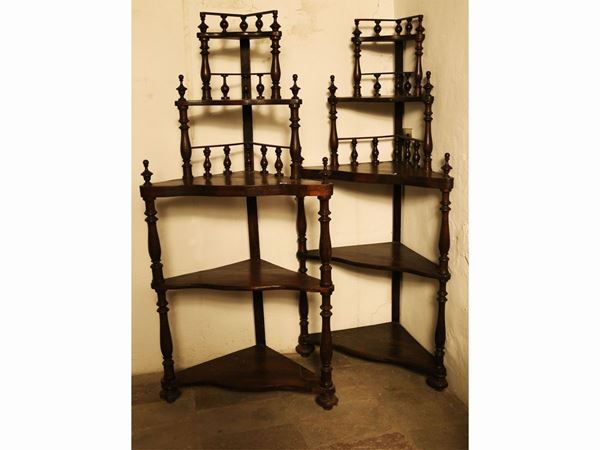 Pair of corner etagere in walnut and soft wood