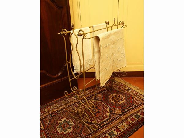 Towel holder in wrought iron painted aqua green