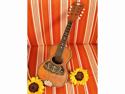 Piccola Chitarra D'epoca da Bambino