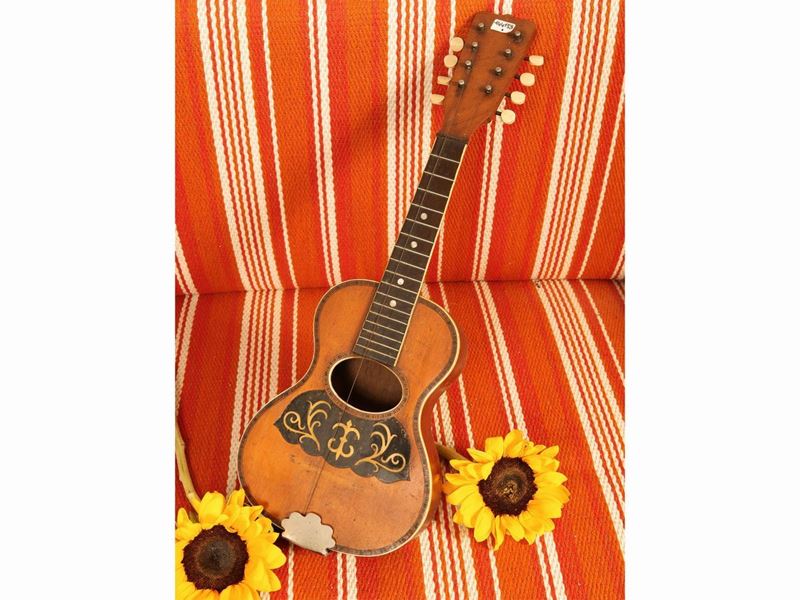 Piccola Chitarra D'epoca da Bambino