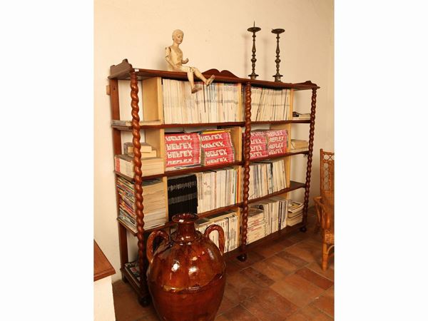 Large cherry wood bookcase etagere