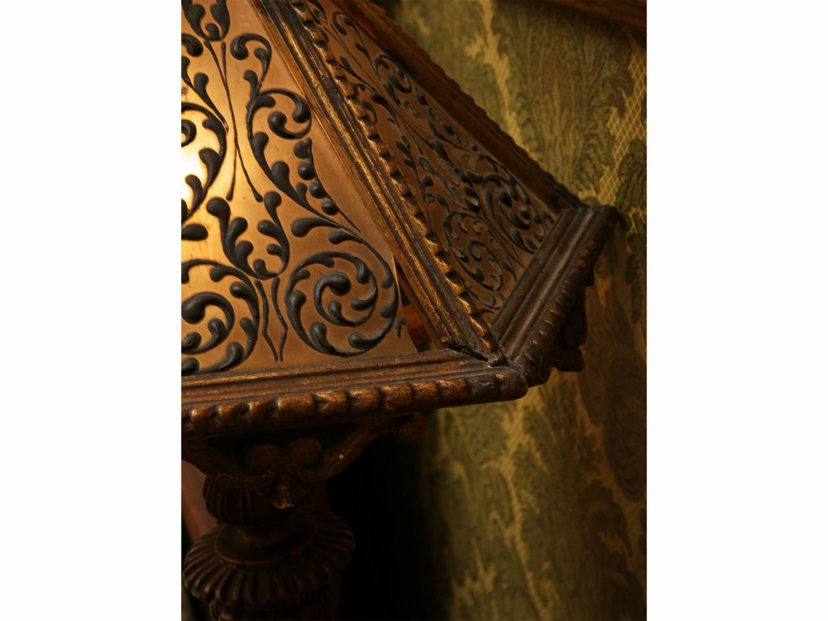 Due Complementi di Arredo D'epoca