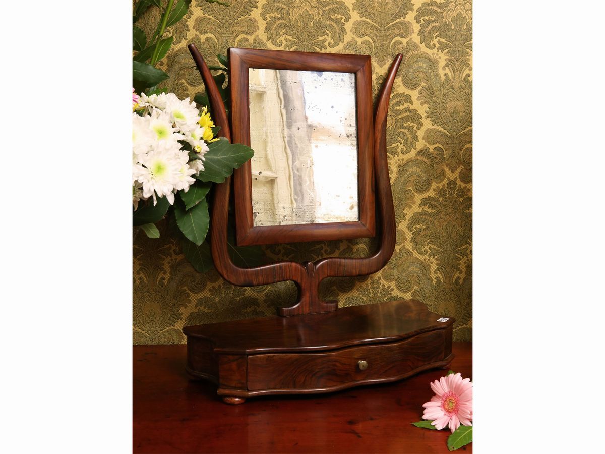 Due Complementi di Arredo D'epoca