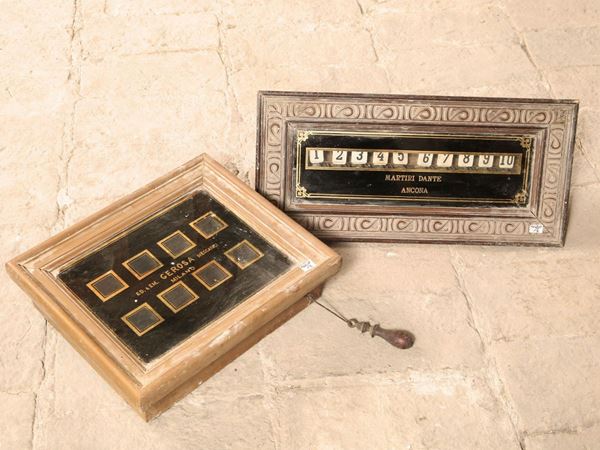 Two doorbells for the servants  (early 20th century)  - Auction Furniture and paintings from ancient palace in the Marche - Maison Bibelot - Casa d'Aste Firenze - Milano