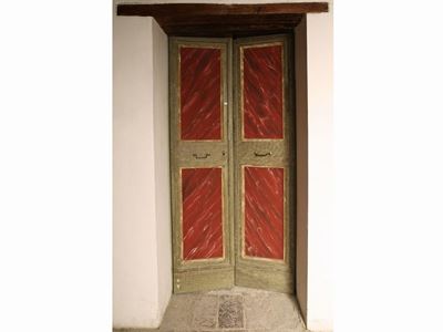 Porta D'epoca a Due Ante in Legno Laccato