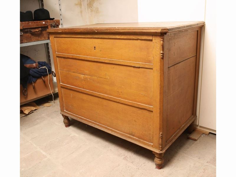 Madia Rustica in Legno Tenero Laccato Color Ocra
