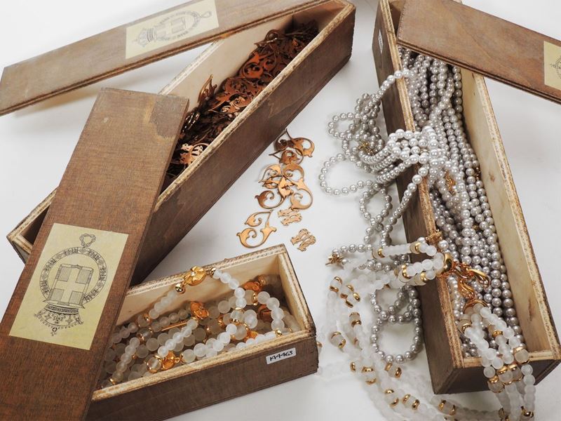 Lotto di Bottoni, Collane e Componenti per Bijoux