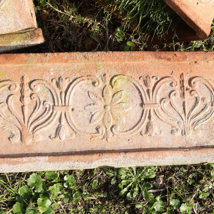 Cinque Vasi a Cassetta in Terracotta