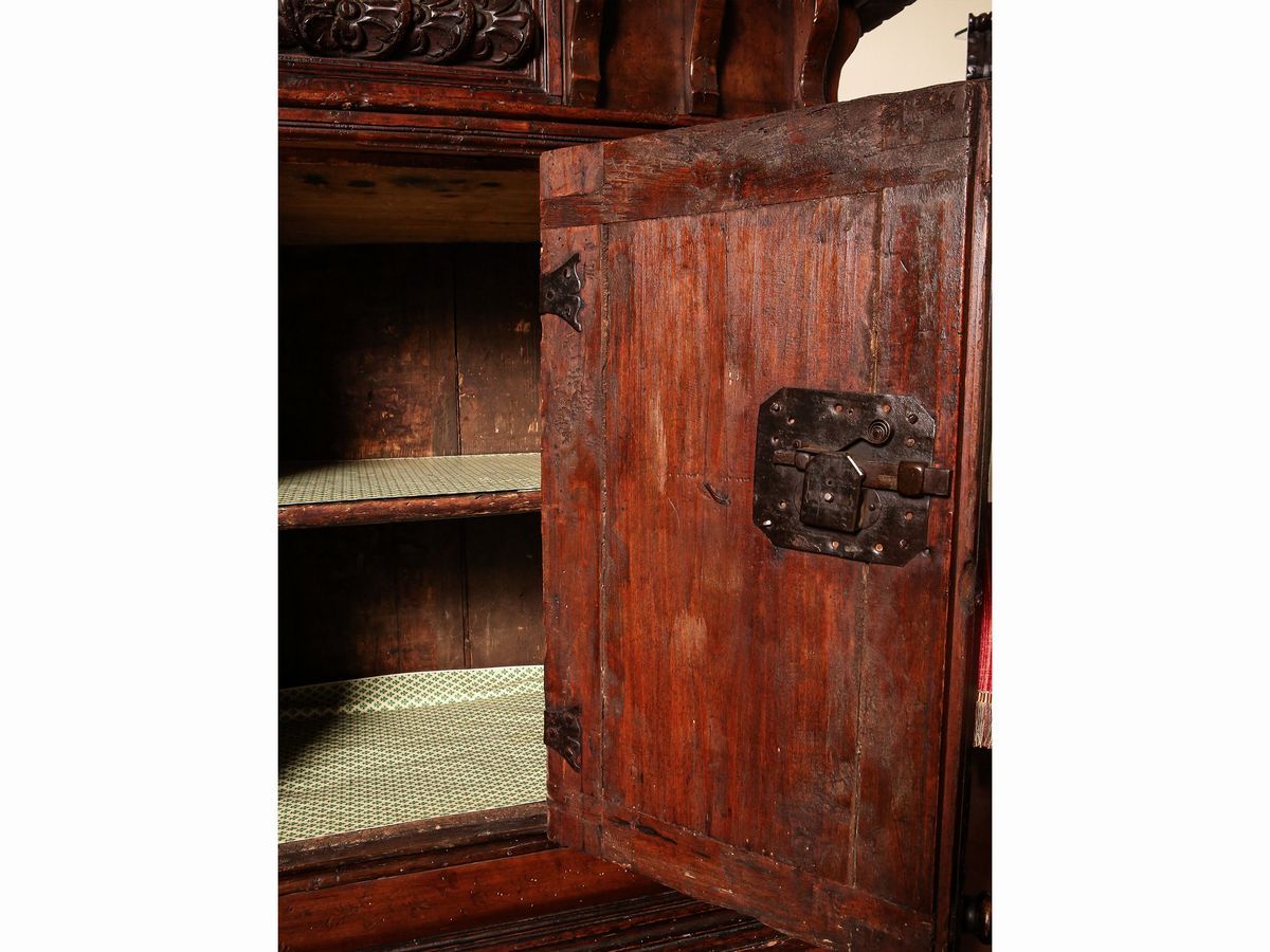 Credenza in Noce