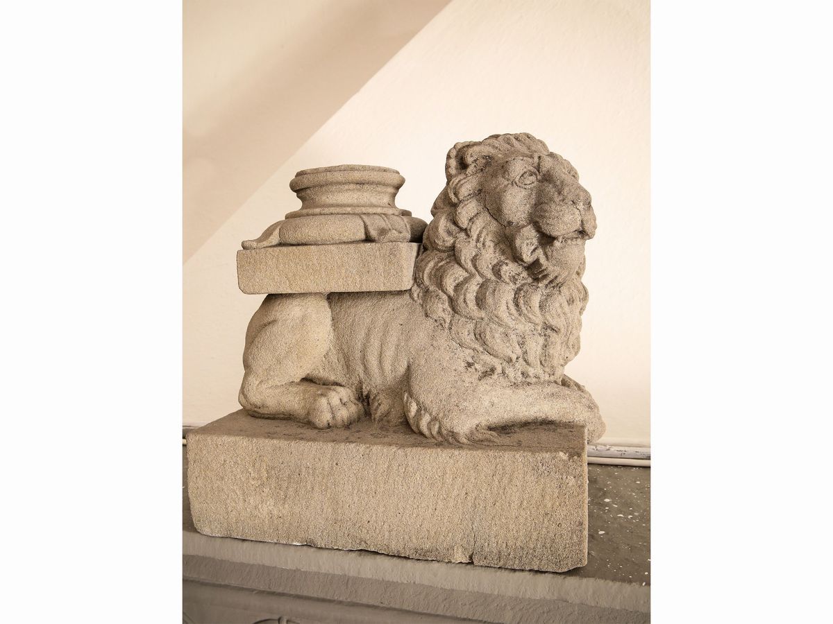 Coppia di Sculture in Pietra Serena