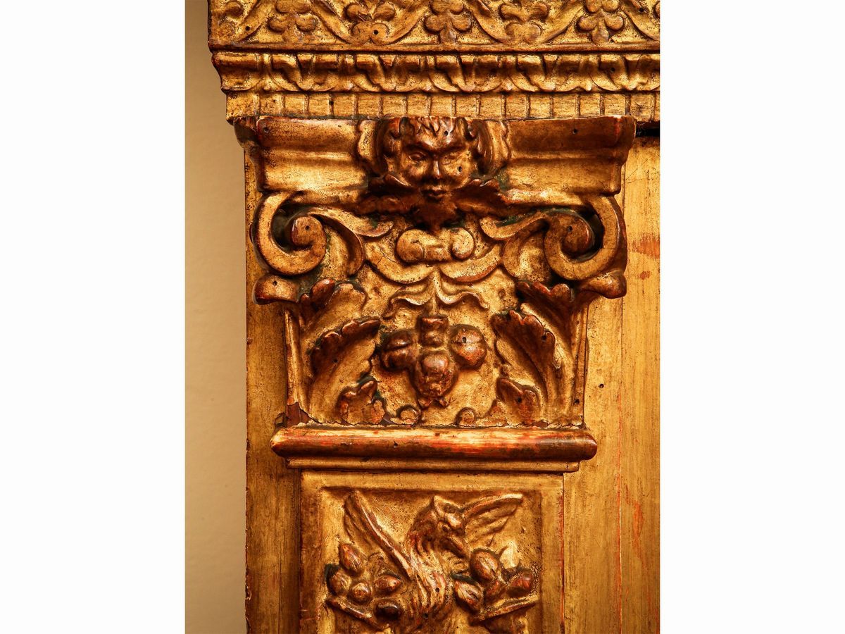 Libreria in Legno e Pastiglia Dorata