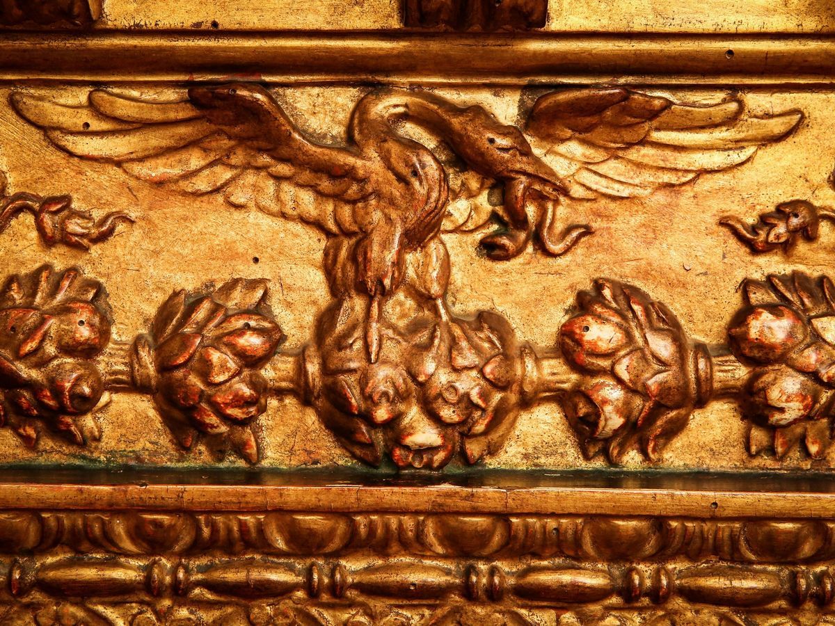 Libreria in Legno e Pastiglia Dorata