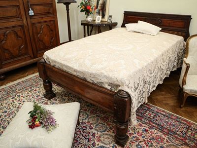 Letto Ad una Piazza e Mezzo in Noce