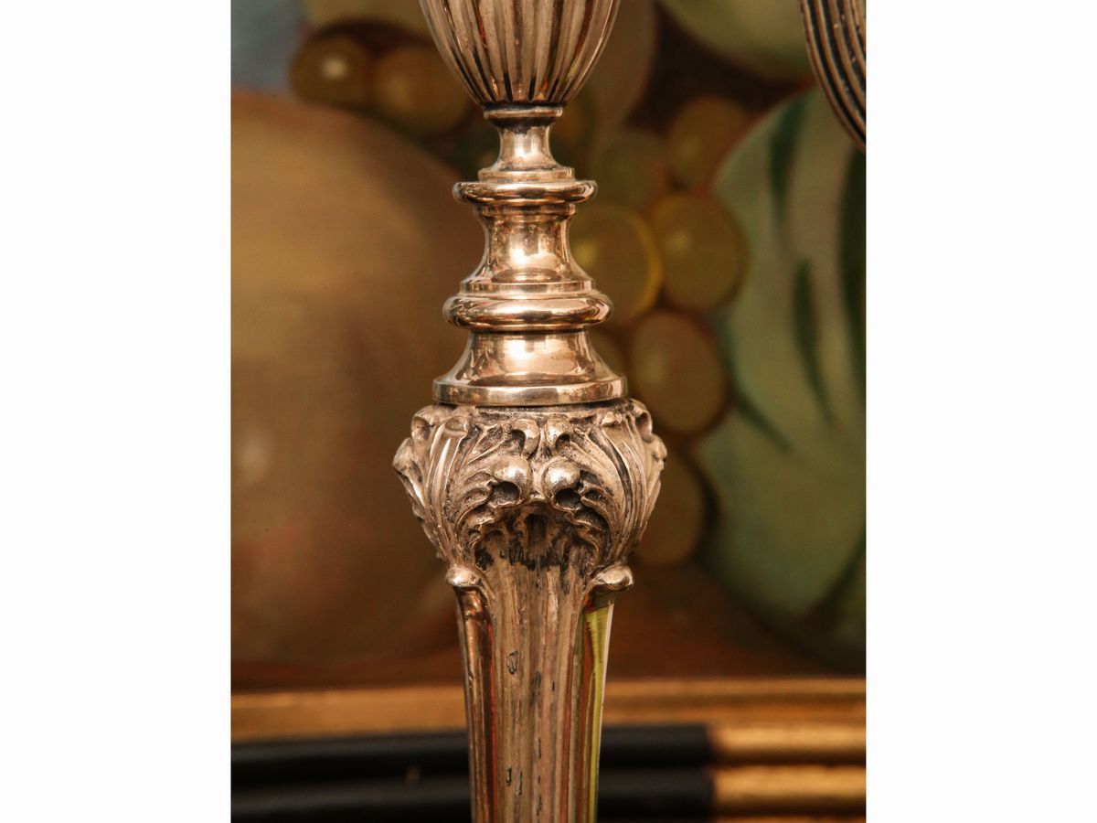 Coppia di Candelabri in Argento