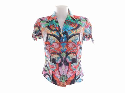 Completo, Escada