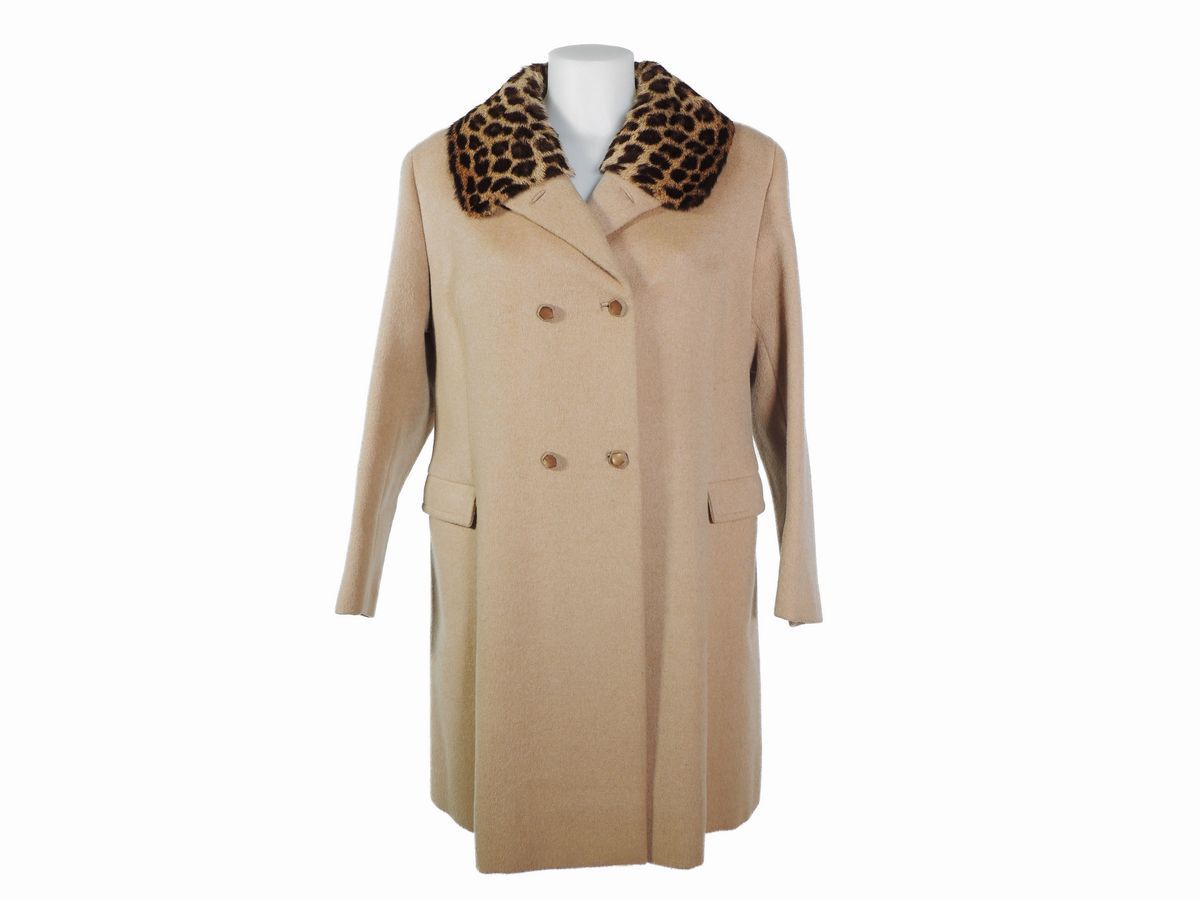 Due Cappotti in Lana Color Cammello