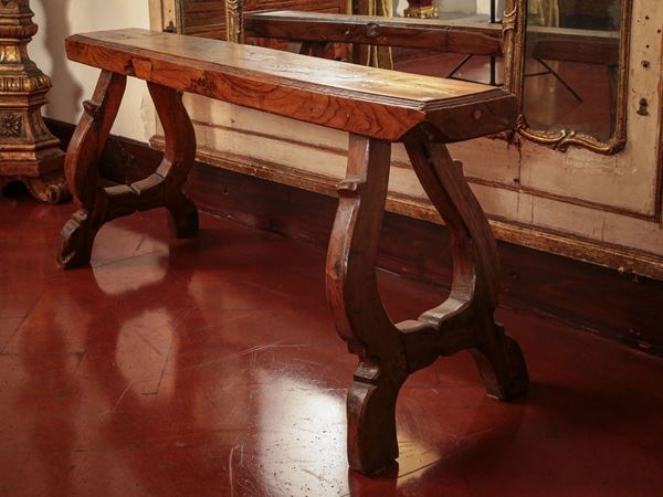 Small rustic bench in cherry and walnut  - Auction Furniture and Paintings from the Gamberaia Castle in Florence - Maison Bibelot - Casa d'Aste Firenze - Milano
