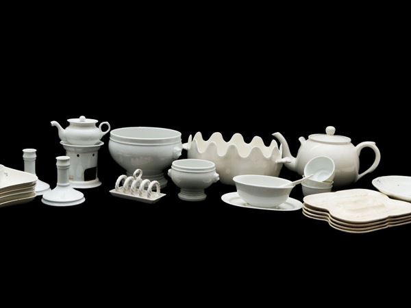 Miscellaneous table accessories in earthenware and porcelain