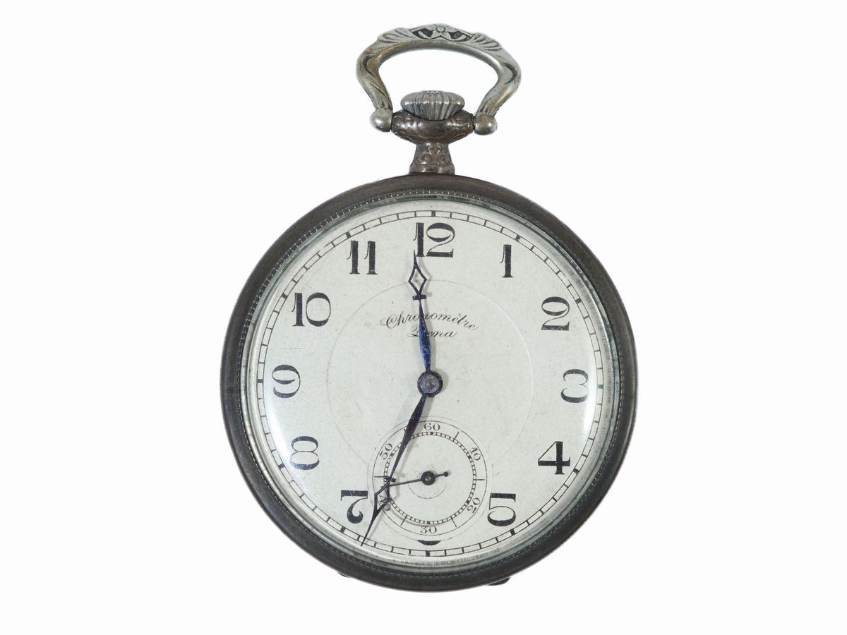 Tre Orologi da Tasca in Metallo Argentato