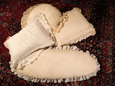 Quattro Cuscini in Pizzo e Uncinetto