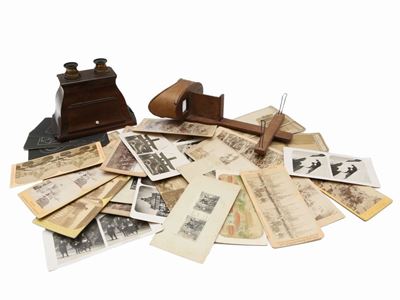 Due Visori D'epoca per Diapositive