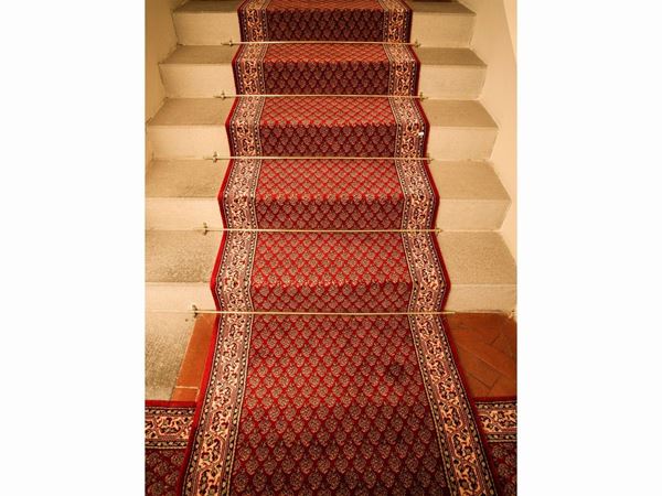 Mechanically manufactured guide mat for staircase  - Auction Furniture and Paintings from the Gamberaia Castle in Florence - Maison Bibelot - Casa d'Aste Firenze - Milano