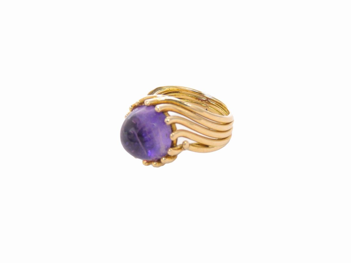 Anello in Oro Giallo con Ametista