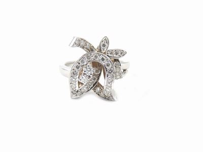 Anello in Oro Bianco con Diamanti