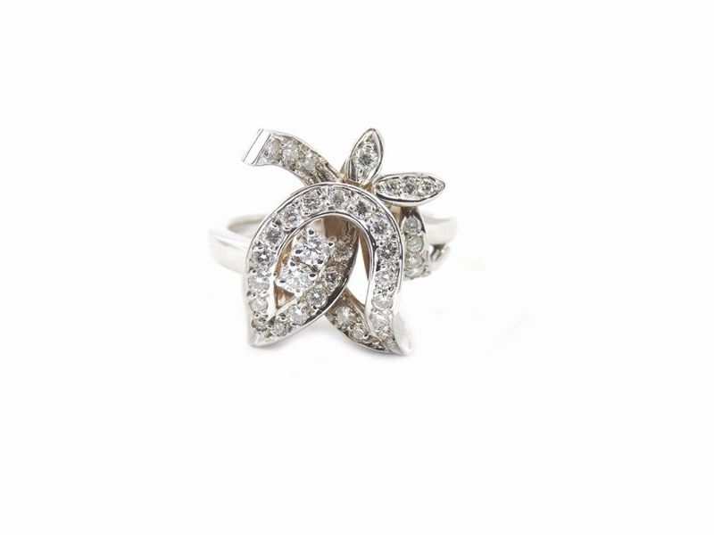 Anello in Oro Bianco con Diamanti