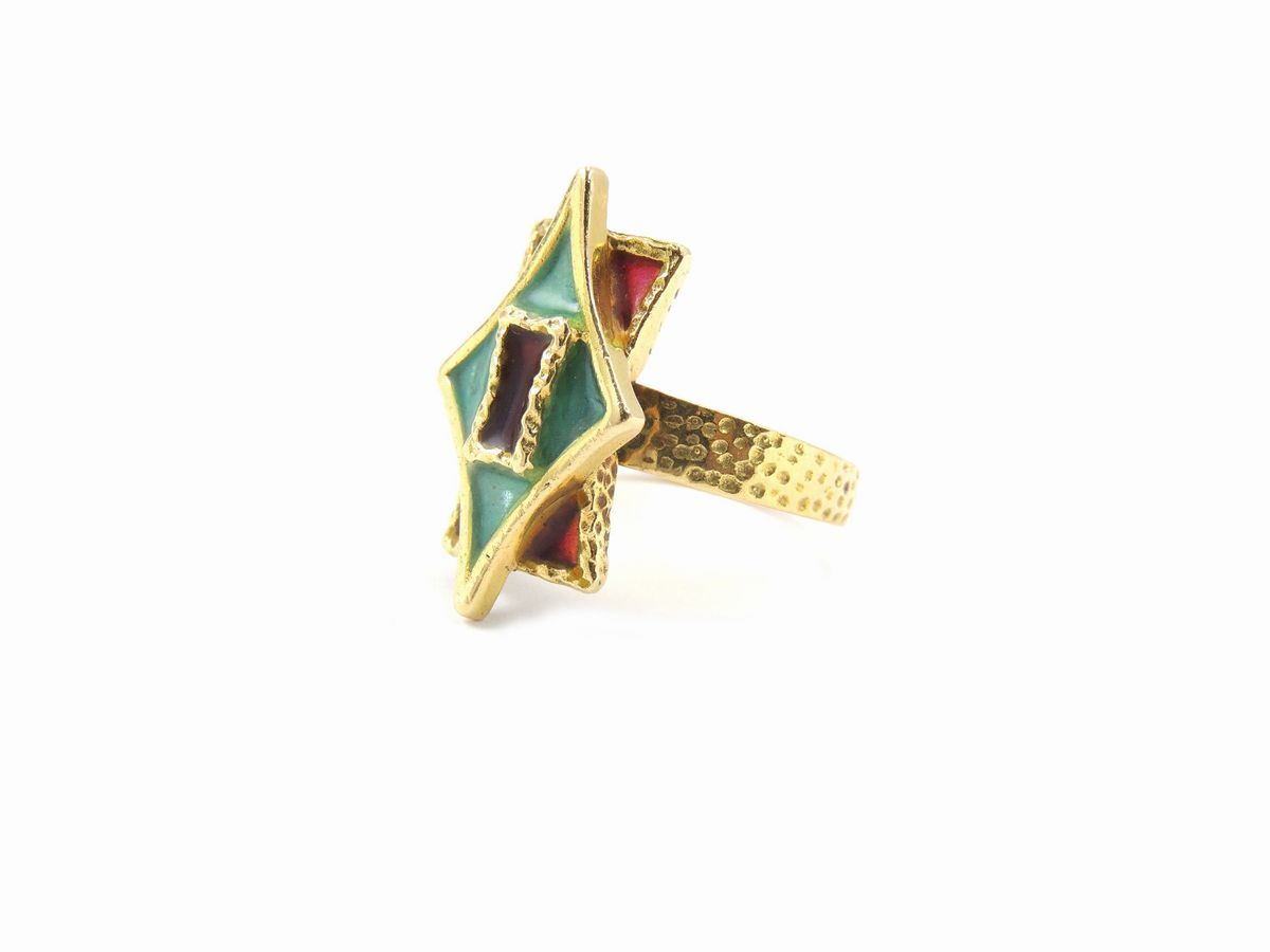 Anello in Oro Giallo con Smalti Policromi