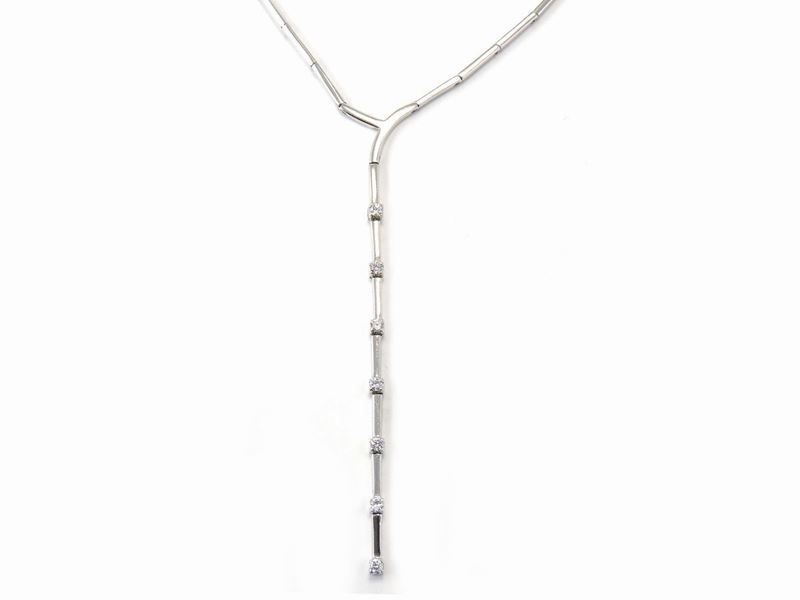 Girocollo Pendente in Oro Bianco con Diamanti